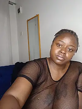Snapshot of t-QueenSlyy chatting on June 10, 2026, 7:59 pm t-QueenSlyy online show from June 10, 2026, 7:59 pm