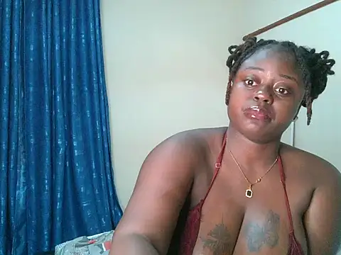 Snapshot of t-QueenSlyy chatting on April 29, 2026, 1:21 am t-QueenSlyy online show from April 29, 2026, 1:21 am