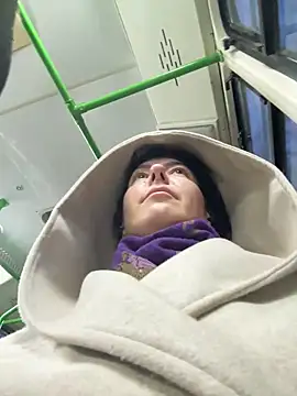 eveangelll online show from February 10, 2026, 5:06 am