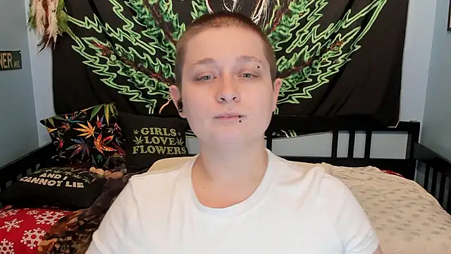 Chloenightmare online show from September 26, 2025, 10:22 am