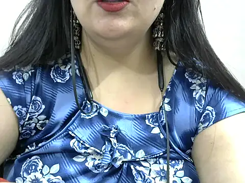 Snapshot of Shruti_139 chatting on January 31, 2025, 11:03 pm Shruti 139 online show from January 31, 2025, 11:03 pm