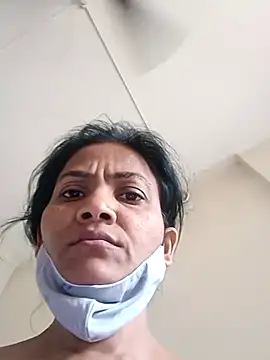 Snapshot of sunita6009 chatting on May 31, 2026, 4:07 am sunita6009 online show from May 31, 2026, 4:07 am