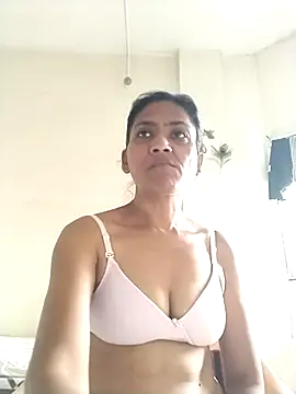 sunita6009 online show from July 6, 2026, 4:41 am