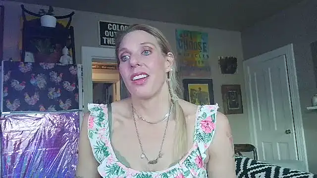 Glamazonx online show from March 11, 2026, 12:26 am