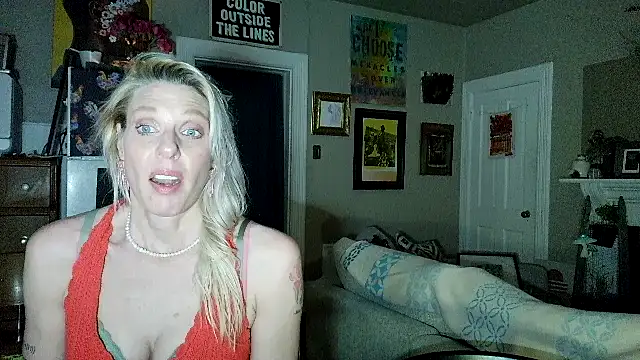 Glamazonx online show from February 14, 2026, 7:41 am