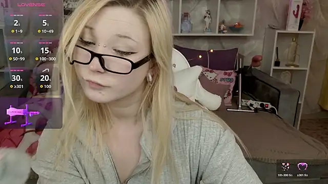 MeowkaKitty online show from February 25, 2026, 2:12 am