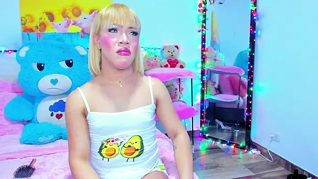 Candy Candy   online show from May 28, 2026, 2:19 am