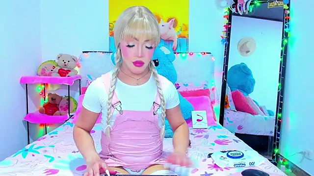 Candy Candy   online show from October 24, 2025, 9:36 pm