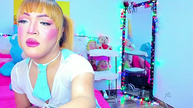Candy Candy   online show from May 12, 2026, 11:22 pm
