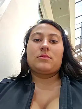 Celeem  online show from December 19, 2025, 10:34 pm