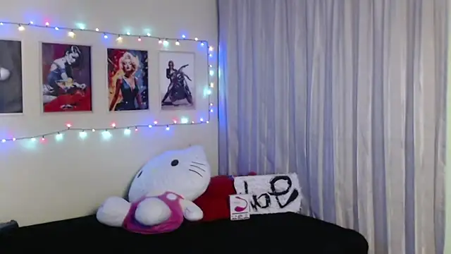 Snapshot of Valcooky chatting on October 27, 2025, 3:07 am Valcooky online show from October 27, 2025, 3:07 am