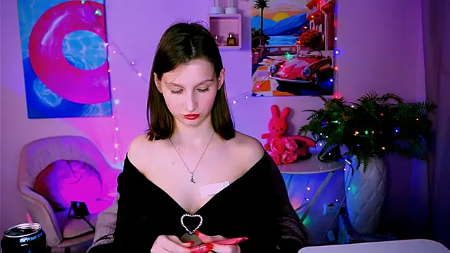 Snapshot of EllaHorton chatting on April 27, 2026, 3:54 pm EllaHorton online show from April 27, 2026, 3:54 pm