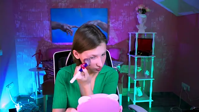Snapshot of EllaHorton chatting on June 11, 2026, 2:03 pm EllaHorton online show from June 11, 2026, 2:03 pm