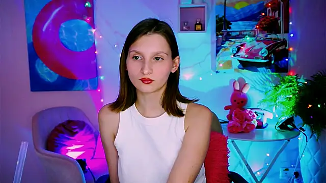 Snapshot of EllaHorton chatting on April 23, 2026, 1:46 pm EllaHorton online show from April 23, 2026, 1:46 pm
