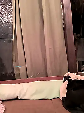 Snapshot of jusichka chatting on October 26, 2025, 5:24 pm jusichka online show from October 26, 2025, 5:24 pm