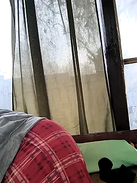 Snapshot of jusichka chatting on November 1, 2025, 6:19 am jusichka online show from November 1, 2025, 6:19 am