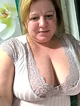 Snapshot of jusichka chatting on November 21, 2025, 7:46 pm jusichka online show from November 21, 2025, 7:46 pm