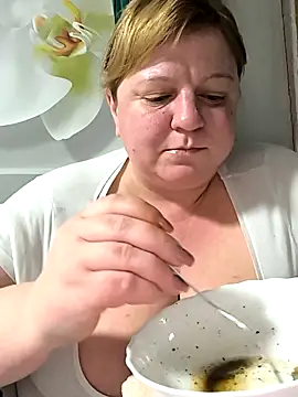 Snapshot of jusichka chatting on November 22, 2025, 7:57 pm jusichka online show from November 22, 2025, 7:57 pm