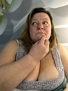 Snapshot of jusichka chatting on October 29, 2025, 5:34 pm jusichka online show from October 29, 2025, 5:34 pm