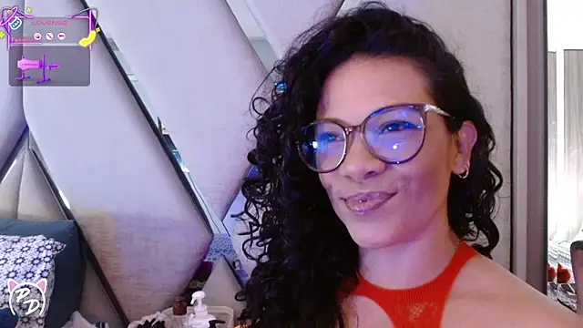 Snapshot of paula_daniela1 chatting on June 9, 2026, 9:05 pm paula daniela1 online show from June 9, 2026, 9:05 pm