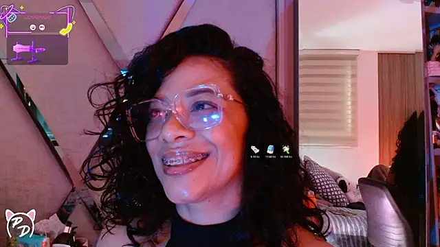 Snapshot of paula_daniela1 chatting on June 1, 2026, 9:25 pm paula daniela1 online show from June 1, 2026, 9:25 pm