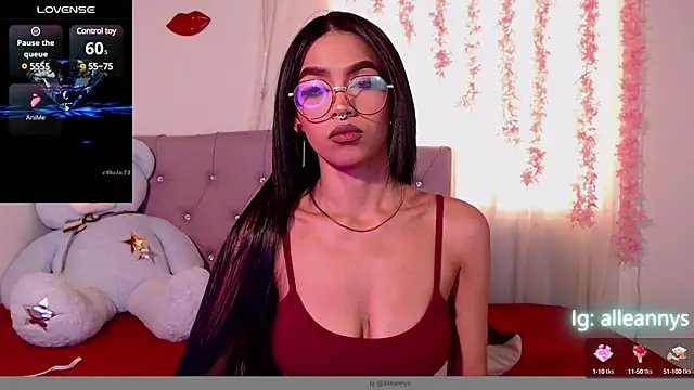 Snapshot of Alleanys_Cristal chatting on March 6, 2025, 4:17 pm Alleanys Cristal online show from March 6, 2025, 4:17 pm