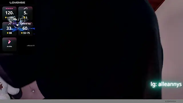 Snapshot of Alleanys_Cristal chatting on March 7, 2025, 2:23 pm Alleanys Cristal online show from March 7, 2025, 2:23 pm