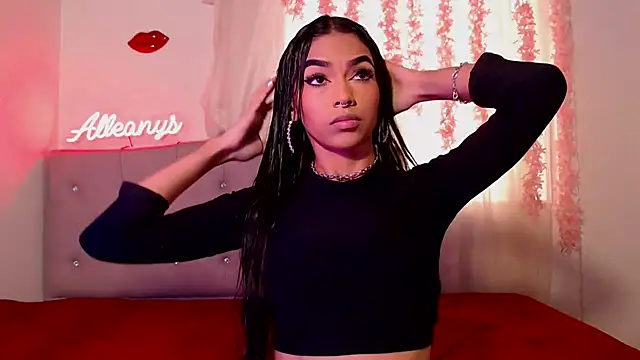 Snapshot of Alleanys_Cristal chatting on September 12, 2025, 2:28 pm Alleanys Cristal online show from September 12, 2025, 2:28 pm