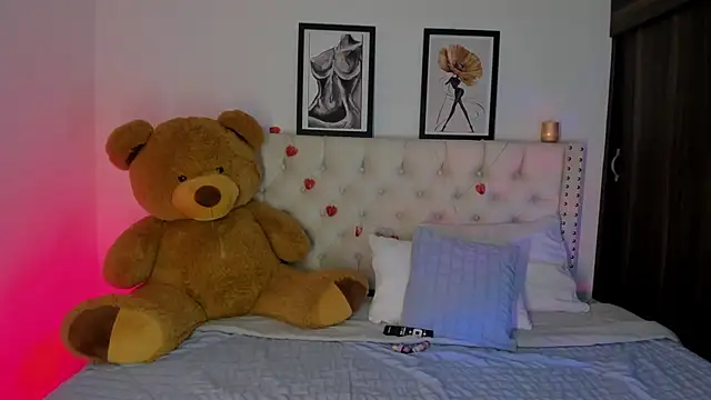 Snapshot of taylor-sexyy chatting on March 10, 2026, 5:00 am taylor-sexyy online show from March 10, 2026, 5:00 am