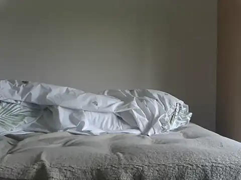 Snapshot of samson2012 chatting on October 18, 2025, 11:56 am samson2012 online show from October 18, 2025, 11:56 am