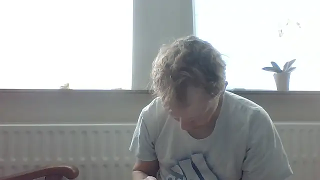 bertolini online show from April 7, 2026, 6:37 am