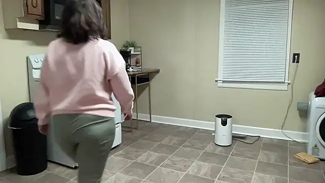 Snapshot of sexylilly69 chatting on March 9, 2025, 3:54 am sexylilly69 online show from March 9, 2025, 3:54 am