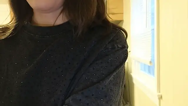 Snapshot of sexylilly69 chatting on November 11, 2025, 10:37 pm sexylilly69 online show from November 11, 2025, 10:37 pm