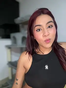 Snapshot of Zarah_Blare chatting on February 3, 2025, 3:31 am Zarah Blare online show from February 3, 2025, 3:31 am