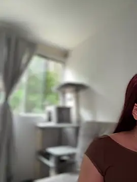 Snapshot of Zarah_Blare chatting on February 18, 2025, 9:42 pm Zarah Blare online show from February 18, 2025, 9:42 pm