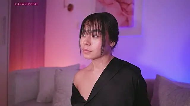 Snapshot of GigiLee_ chatting on February 11, 2025, 8:05 am GigiLee online show from February 11, 2025, 8:05 am