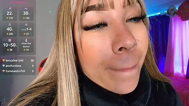 Snapshot of leahtemptation3 chatting on February 26, 2025, 2:38 pm leahtemptation3 online show from February 26, 2025, 2:38 pm