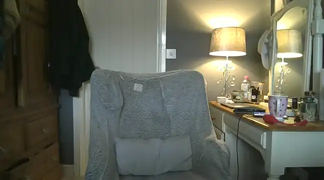 Snapshot of Roxie34dd chatting on January 31, 2025, 12:18 pm Roxie34dd online show from January 31, 2025, 12:18 pm