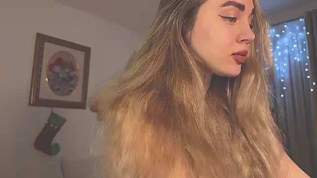 hotexclusive  online show from January 5, 2025, 8:21 pm