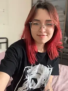 Evangeline Lawrence  online show from February 17, 2025, 5:01 pm