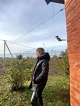 Anita-Smith online show from October 28, 2025, 9:30 am