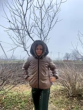 Anita-Smith online show from November 26, 2025, 9:42 am