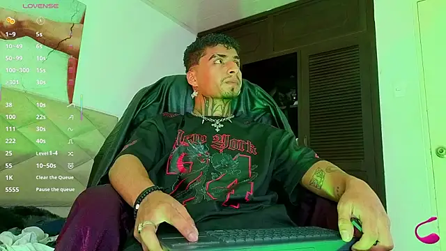 JuanCamiilo 66 online show from July 19, 2026, 3:04 am
