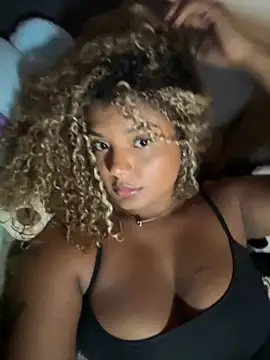 ivy copper1 online show from October 12, 2025, 3:30 am