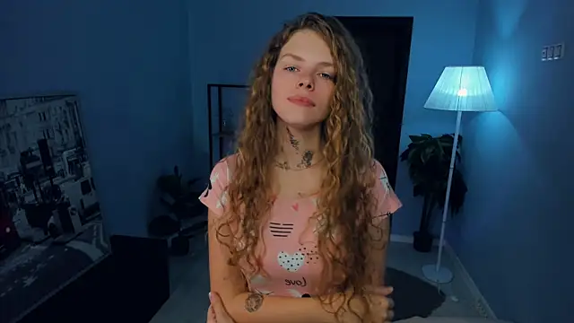 Snapshot of RayaNenlia chatting on October 29, 2025, 5:06 am RayaNenlia online show from October 29, 2025, 5:06 am