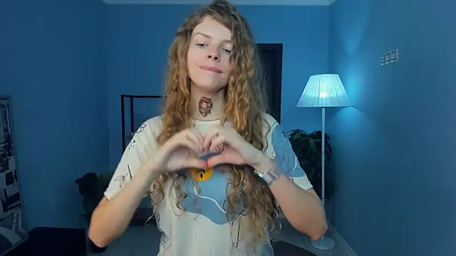 RayaNenlia online show from January 17, 2026, 5:11 am