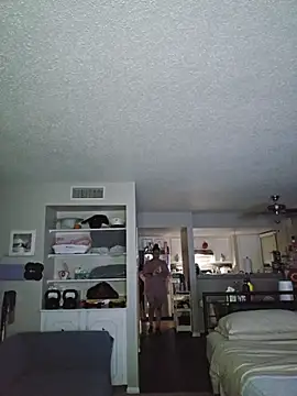 honeeyyy pot online show from November 29, 2025, 8:25 am