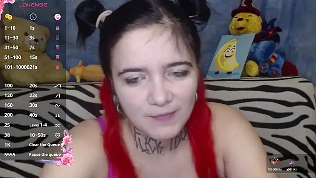 Snapshot of Yours_good_mood chatting on December 15, 2024, 4:07 am Yours good mood online show from December 15, 2024, 4:07 am