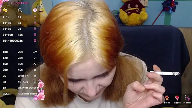 Snapshot of Yours_good_mood chatting on March 8, 2025, 6:32 am Yours good mood online show from March 8, 2025, 6:32 am