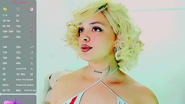 Snapshot of Emmaa_Saenz_ chatting on February 24, 2026, 10:43 pm Emmaa Saenz online show from February 24, 2026, 10:43 pm